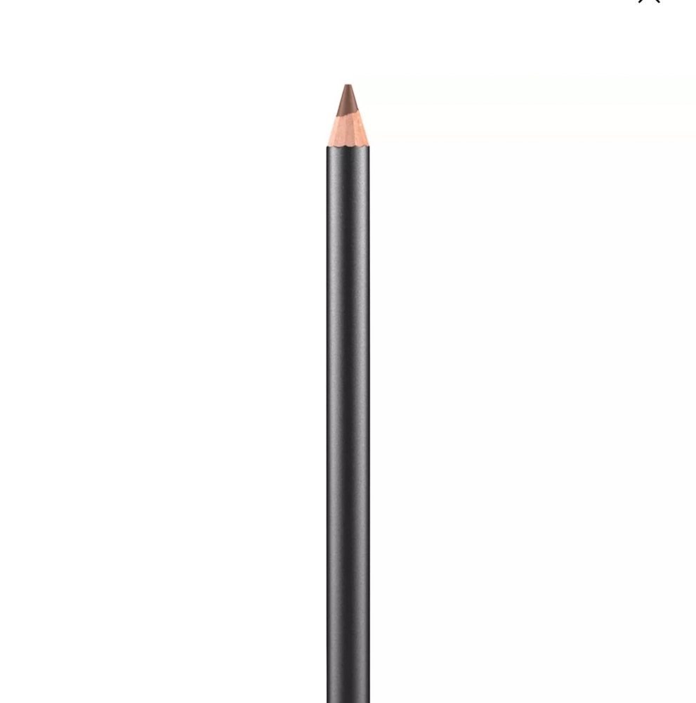 MAC lip pencil | cork
